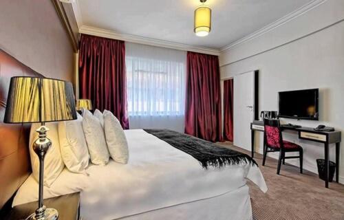 Ascot Hotel Йоганнесбурґ Екстер'єр фото
